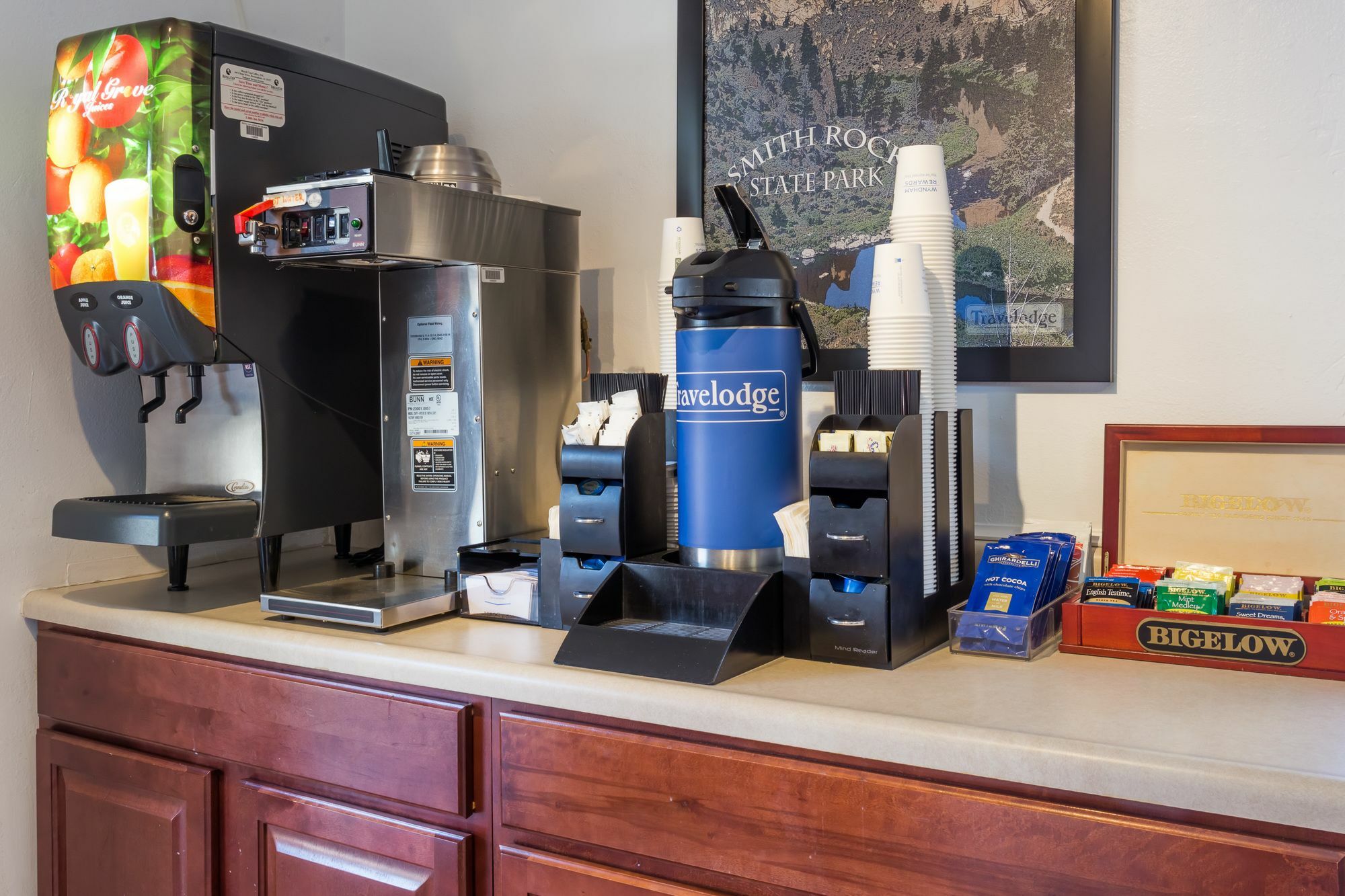 Travelodge By Wyndham Eugene Downtown/University Of Oregon ภายนอก รูปภาพ