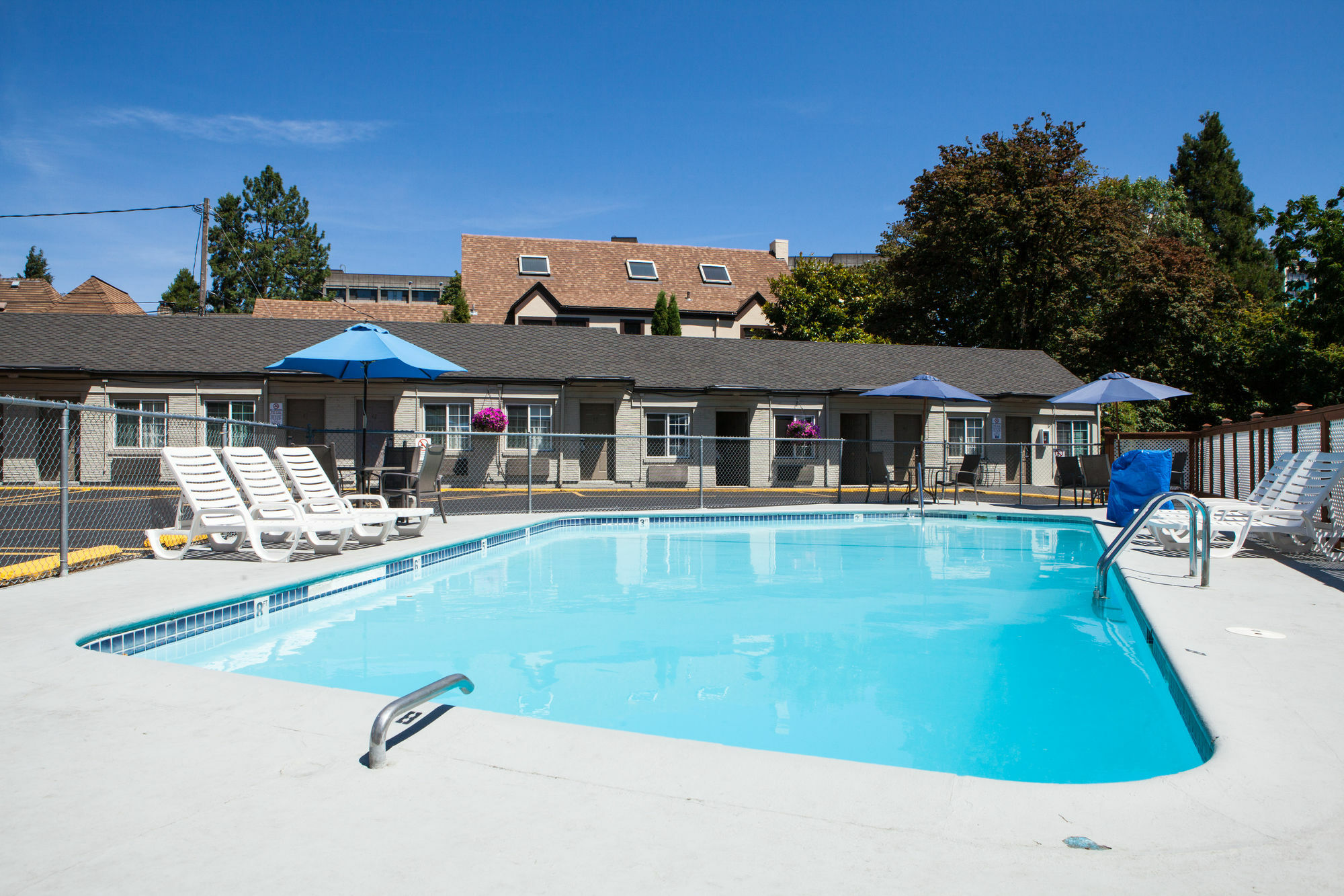 Travelodge By Wyndham Eugene Downtown/University Of Oregon ภายนอก รูปภาพ